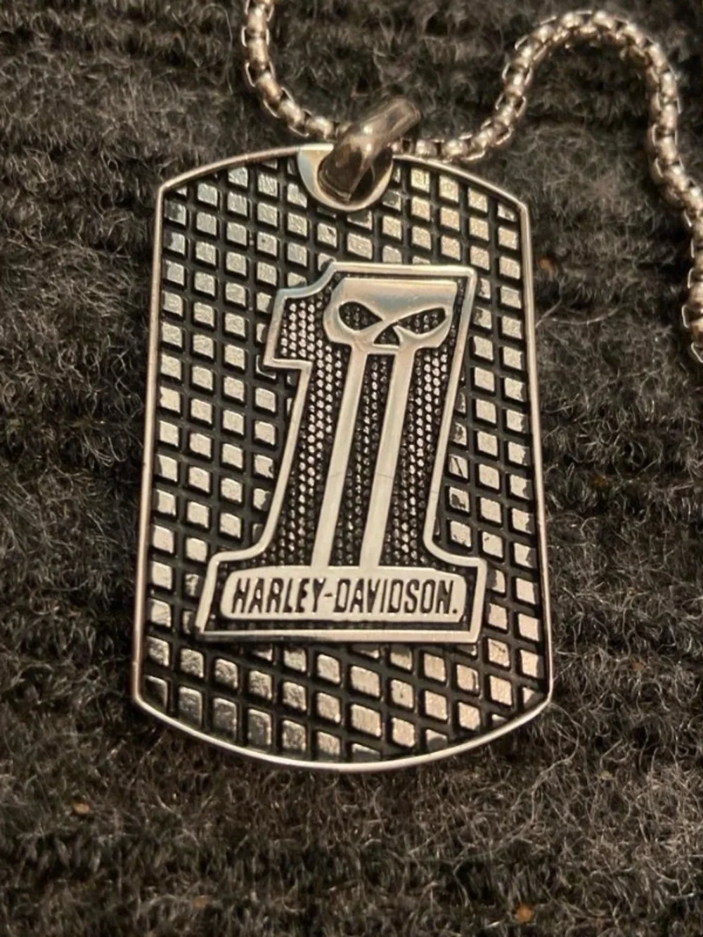 Harley Davidson silver dog tag with skull design